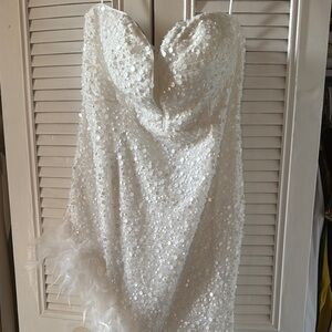Elegant White Sequin Strapless Dress